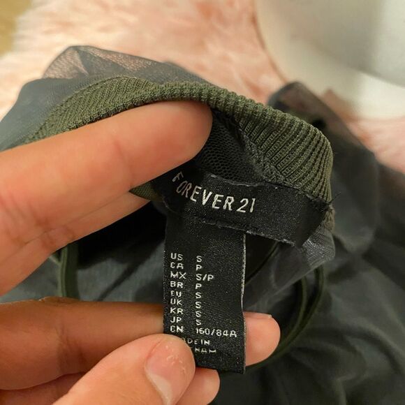 Olive green laced dress - Picture 6 of 6